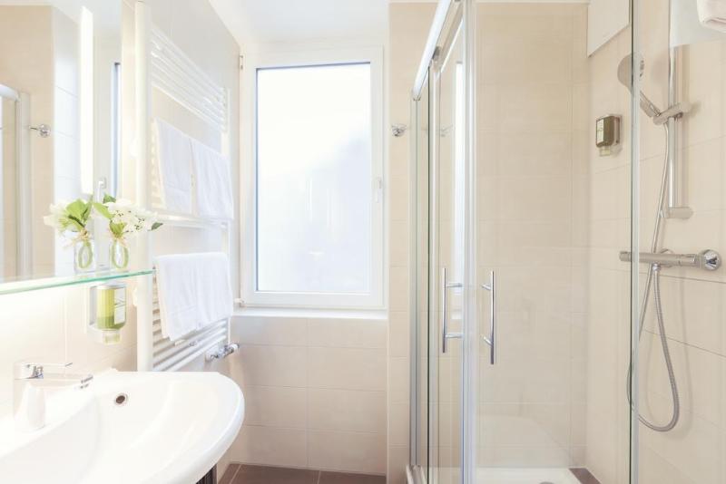 هتل Le Petit Charmeinn