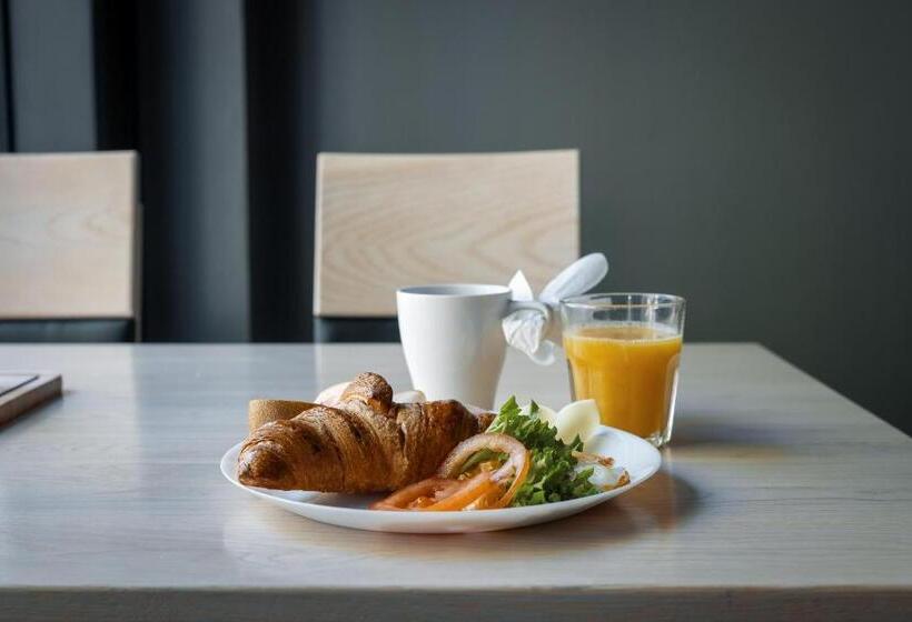 فندق Li Uninen Loviisa