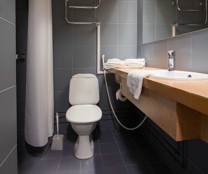 فندق Li Uninen Loviisa