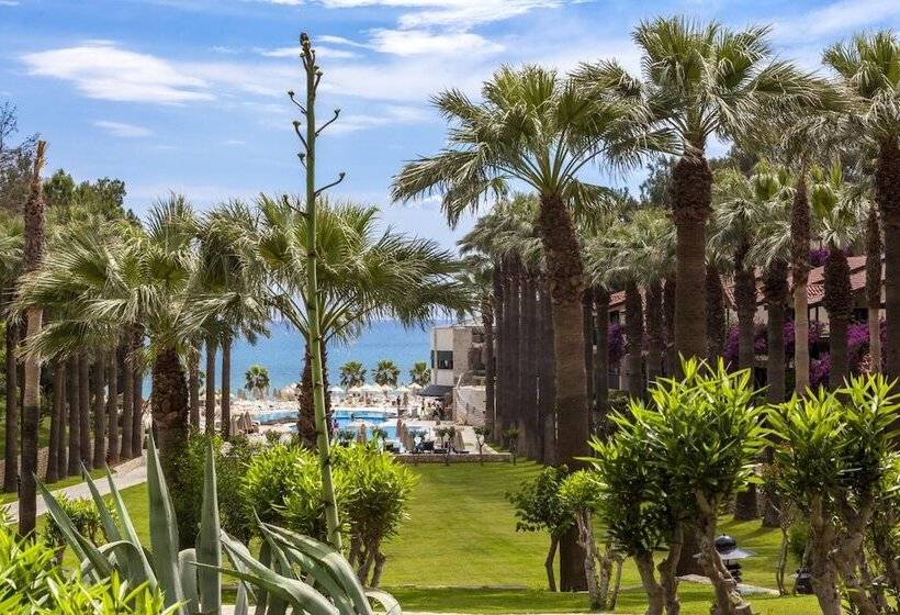 בית מלון כפרי Melas Holiday Village