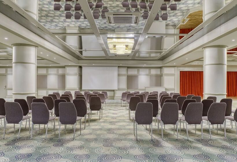 בית מלון כפרי Melas Holiday Village