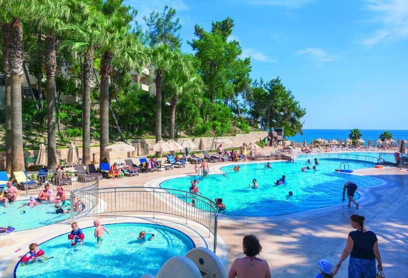 בית מלון כפרי Melas Holiday Village