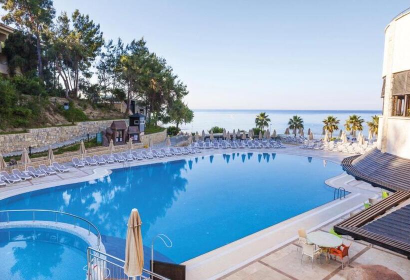 בית מלון כפרי Melas Holiday Village