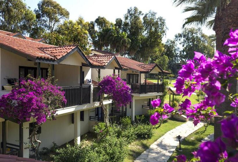 בית מלון כפרי Melas Holiday Village