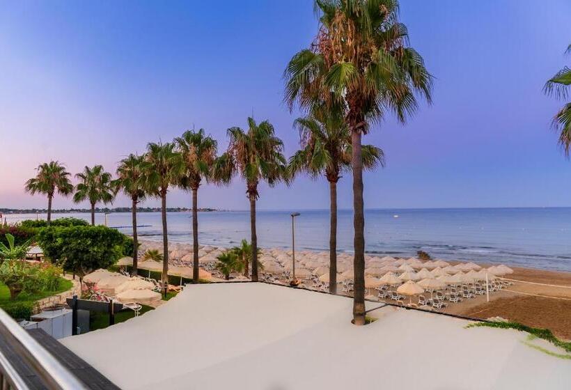 בית מלון כפרי Melas Holiday Village