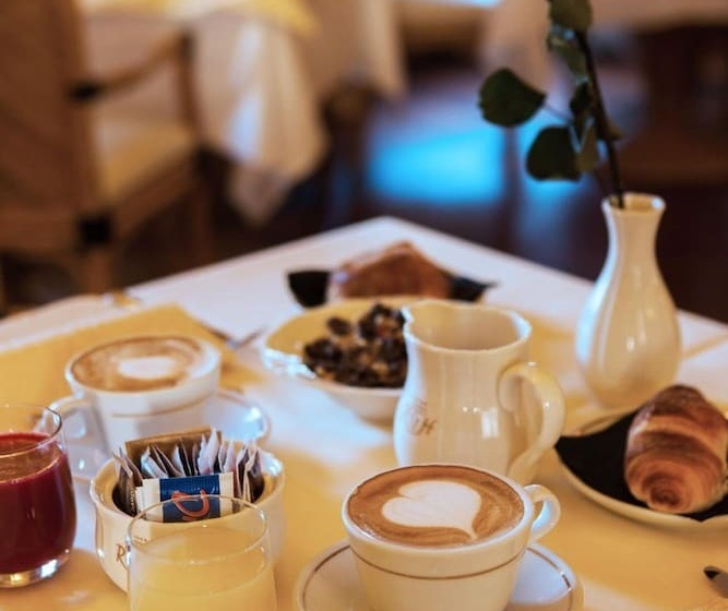 هتل Milano Regency