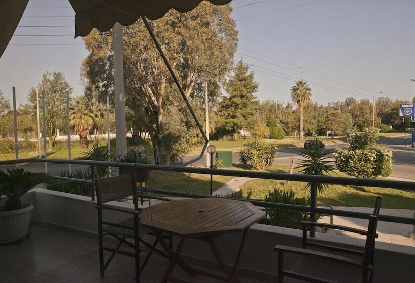 בית מלון כפרי Minavra