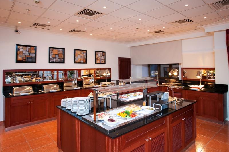 Отель Moscow Marriott Tverskaya