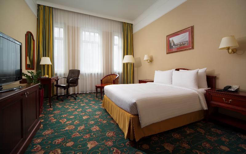 Отель Moscow Marriott Tverskaya