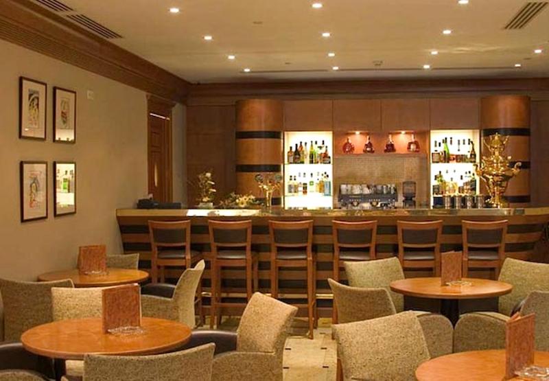 Отель Moscow Marriott Tverskaya