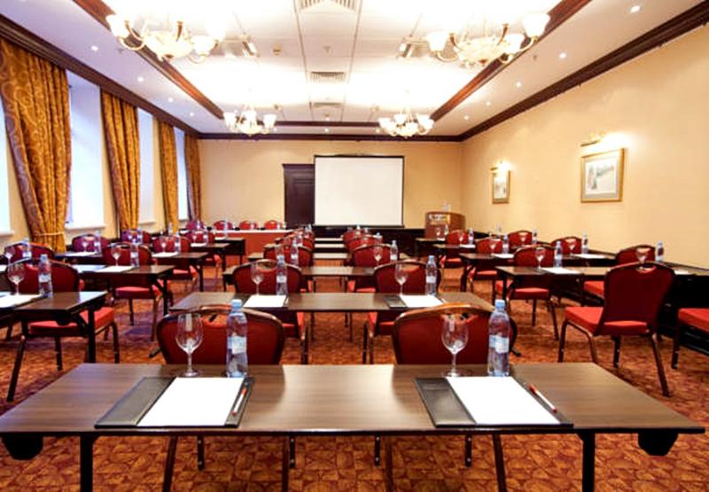 Отель Moscow Marriott Tverskaya