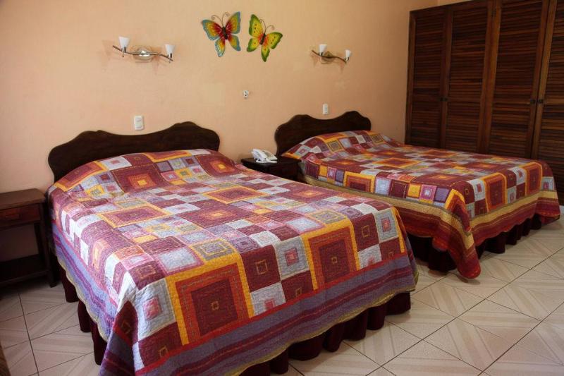 ホテル Nahomi Divisamar By Lhr