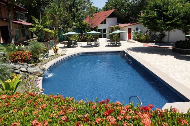 ホテル Nahomi Divisamar By Lhr