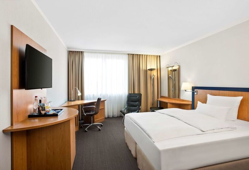 בית מלון כפרי NH Frankfurt Airport West