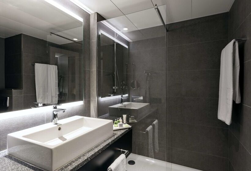 בית מלון כפרי NH München Airport