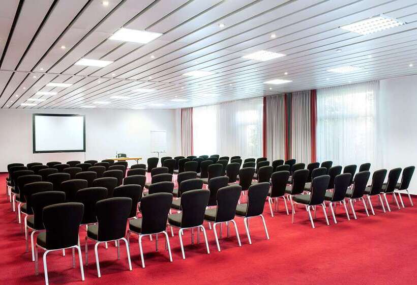 בית מלון כפרי NH München Airport