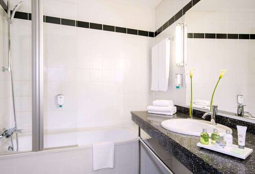 Отель NH München Messe