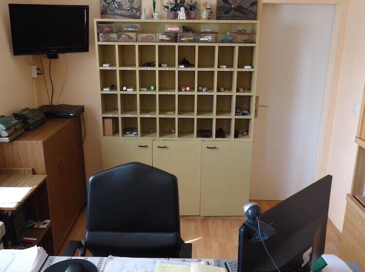 ホテル Ottersleben