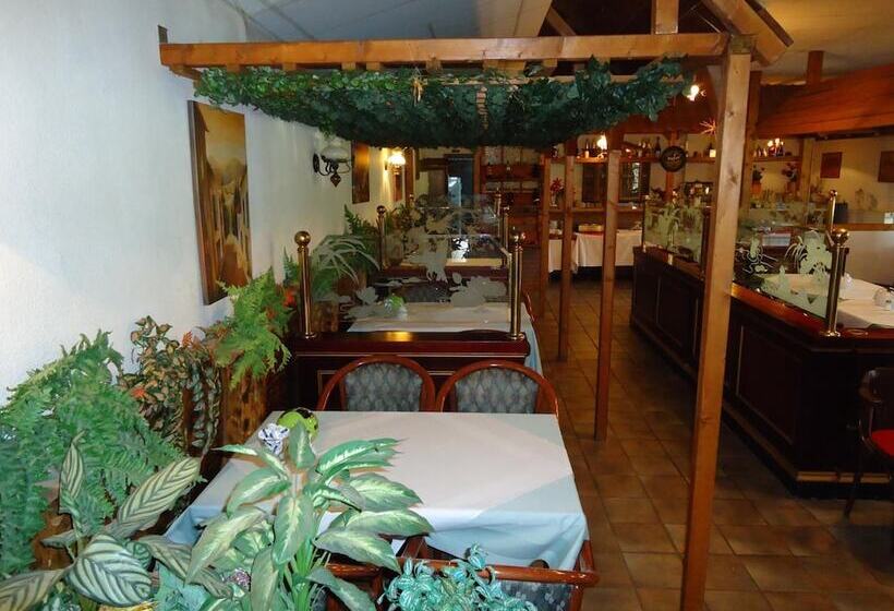 ホテル Ottersleben