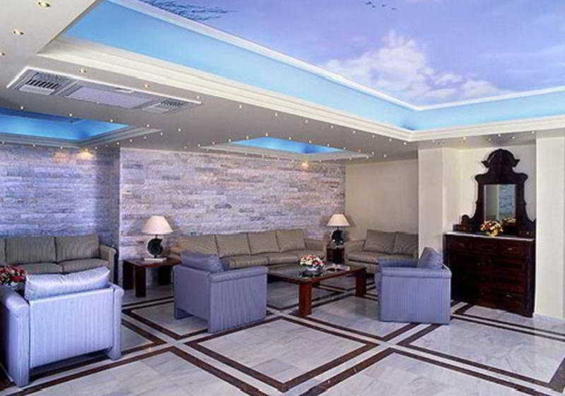 בית מלון כפרי Plaza Vouliagmeni