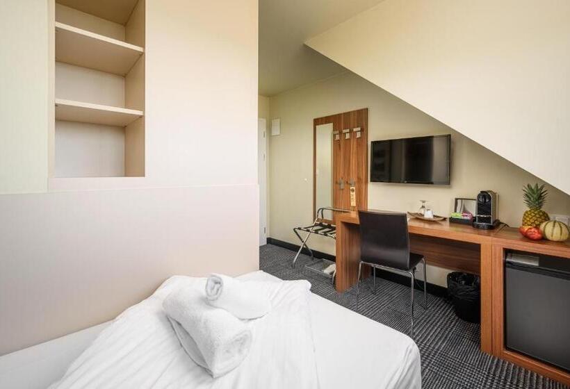 هتل Premier  Adults Only