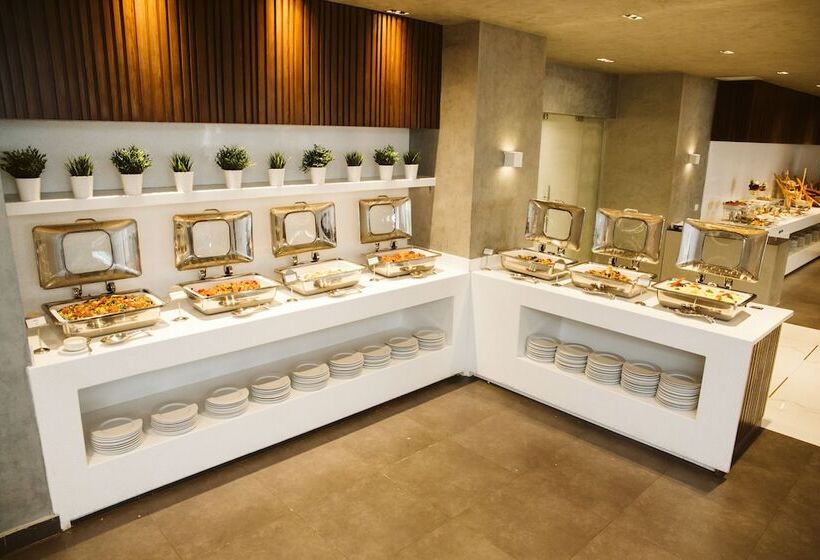 Pyramisa Suites Hotel Cairo