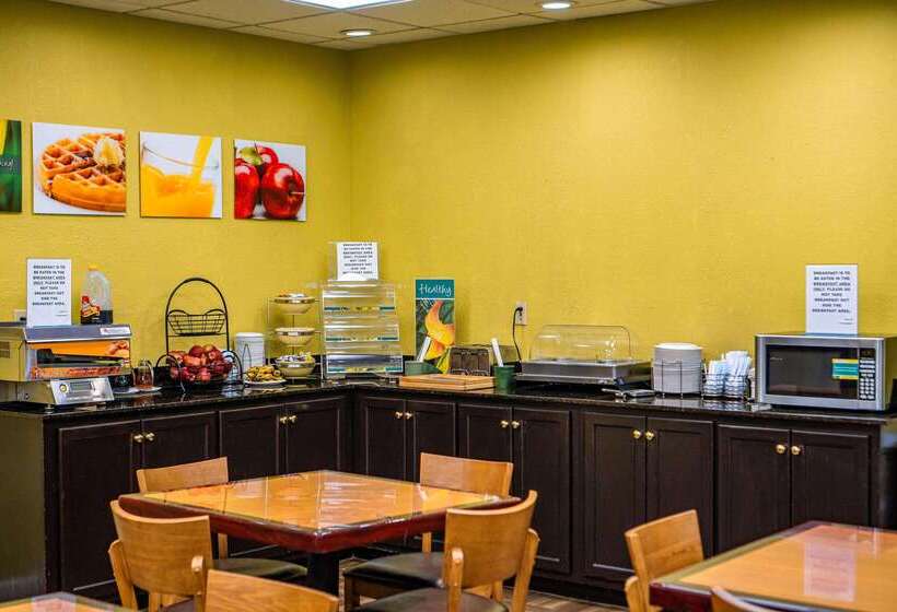 فندق Quality Inn & Suites Near Six Flags   Austell
