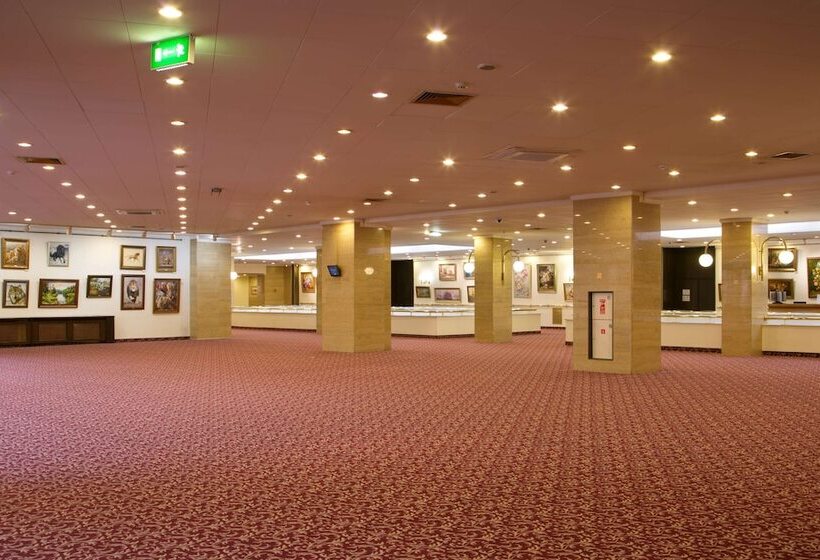 Radisson Slavyanskaya Hotel And Business Centre, Moscow