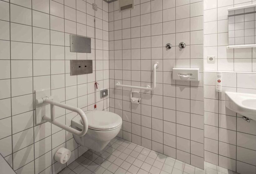 호텔 Ramada By Wyndham Dresden