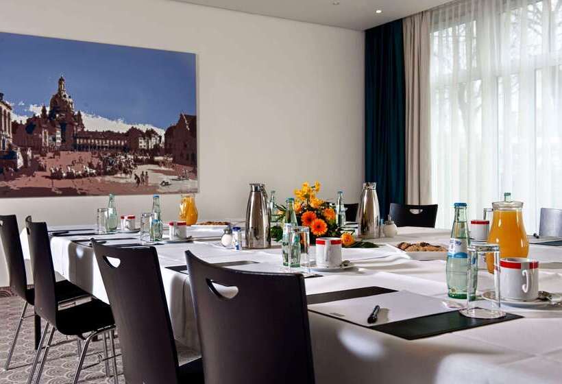 هتل Ramada By Wyndham Dresden