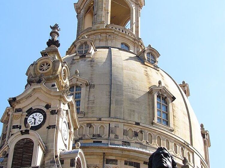 호텔 Ramada By Wyndham Dresden