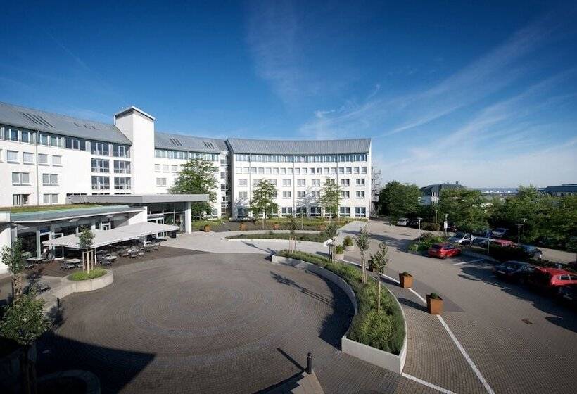 هتل Ramada By Wyndham Dresden