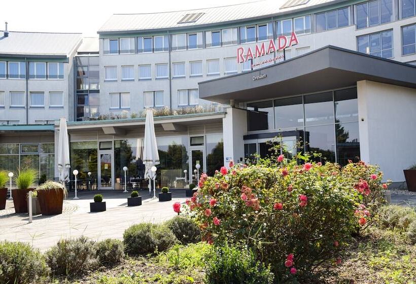 호텔 Ramada By Wyndham Dresden