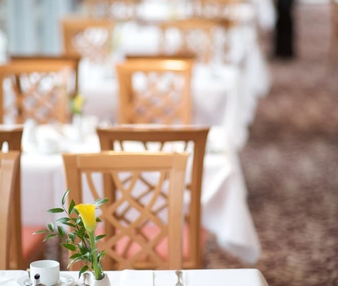 هتل Ramada By Wyndham Dresden