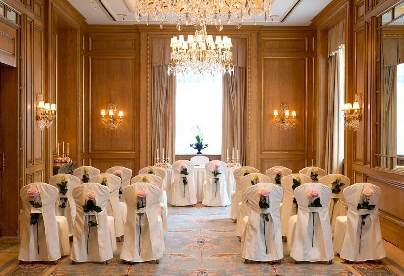 هتل Regent Berlin, An Ihg