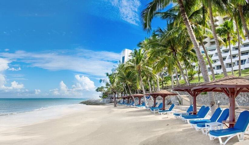 Отель Royal Wing Suites & Spa Pattaya