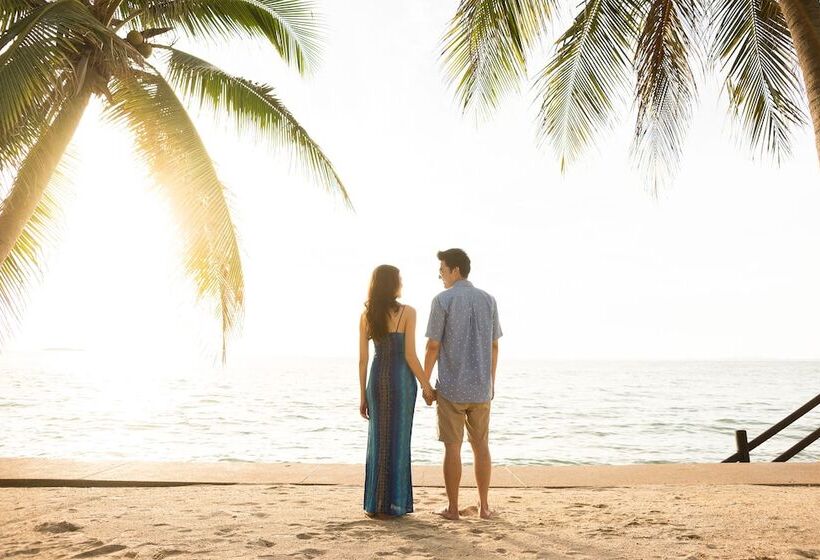 Отель Royal Wing Suites & Spa Pattaya