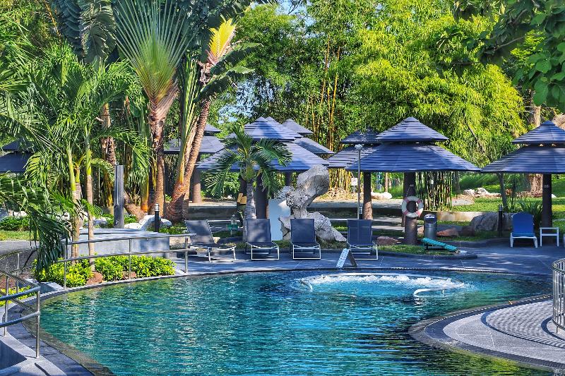 Отель Royal Wing Suites & Spa Pattaya