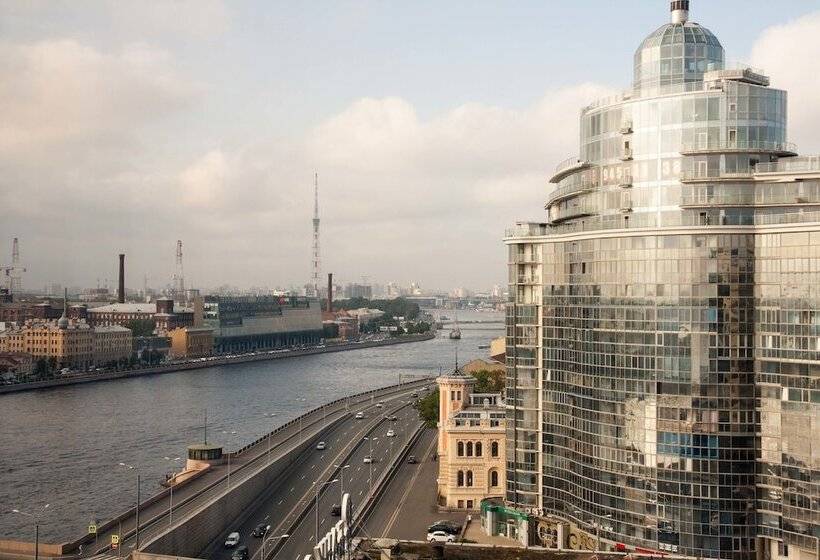 فندق Saint Petersburg