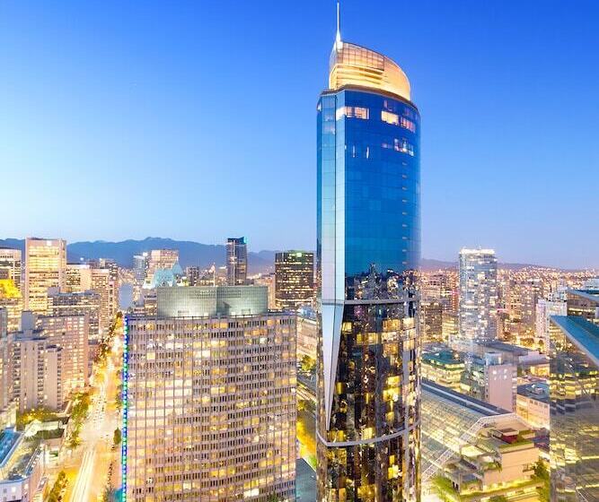 فندق Sheraton Vancouver Wall Centre
