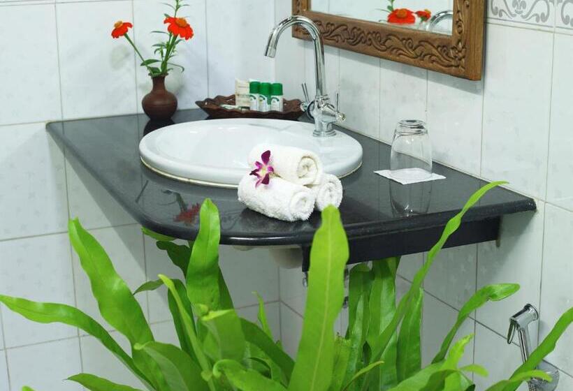 هتل Soma Palmshore