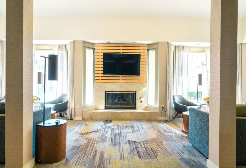 ホテル Sonesta Select Camarillo