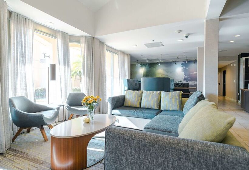 ホテル Sonesta Select Camarillo