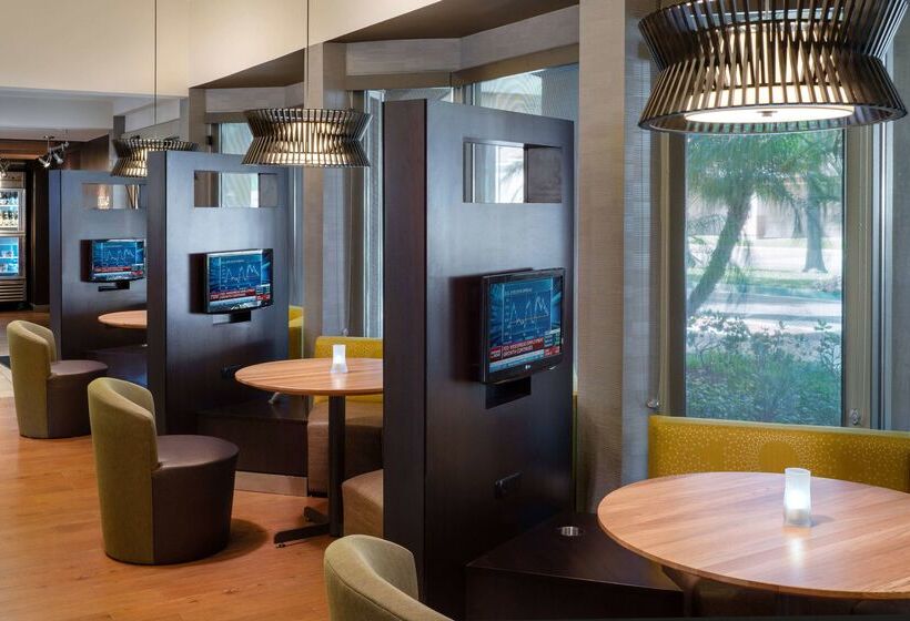 ホテル Sonesta Select Camarillo