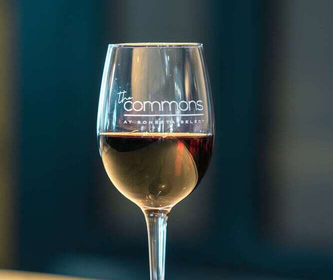 ホテル Sonesta Select Camarillo