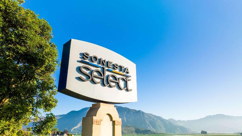 هتل Sonesta Select Camarillo