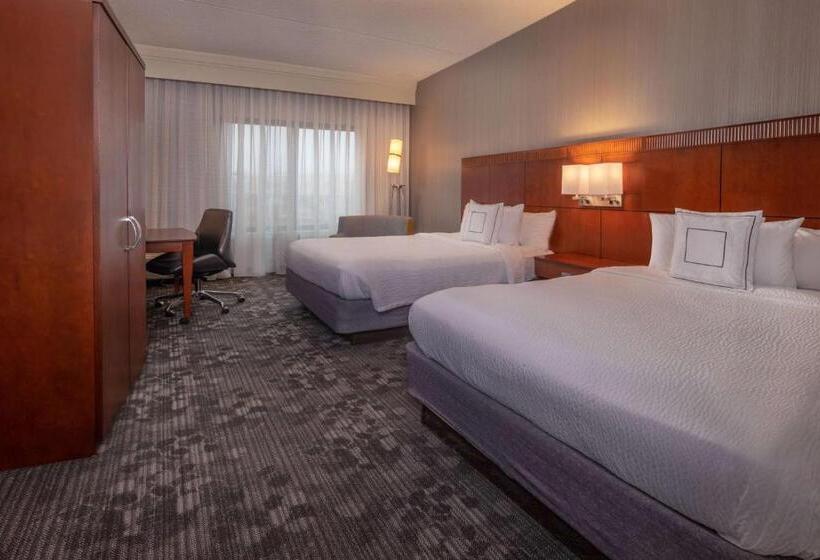 هتل Sonesta Select Newark Christiana Mall