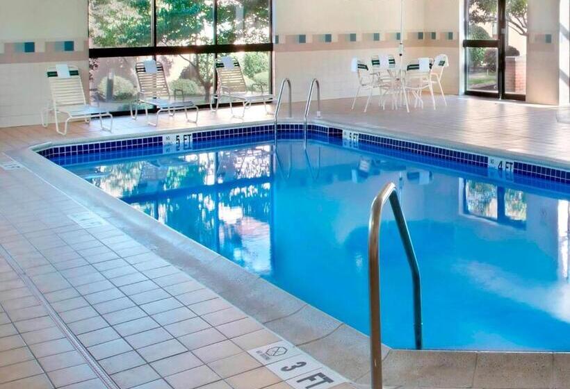 Отель Sonesta Select Newark Christiana Mall