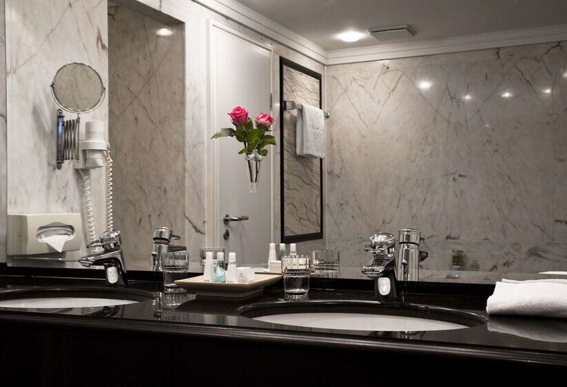 Sorat Insel Hotel Regensburg