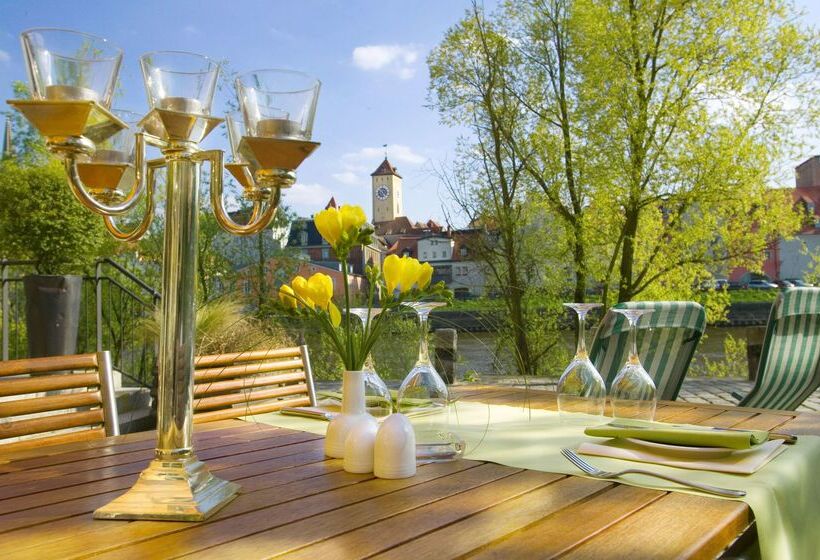 Sorat Insel Hotel Regensburg